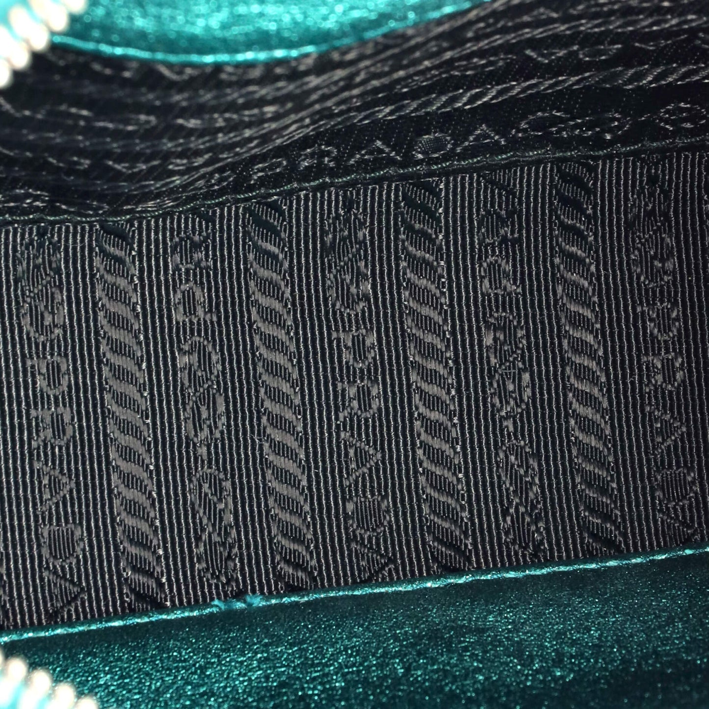 Prada Camera Bag Diagramme Quilted Leather Mini