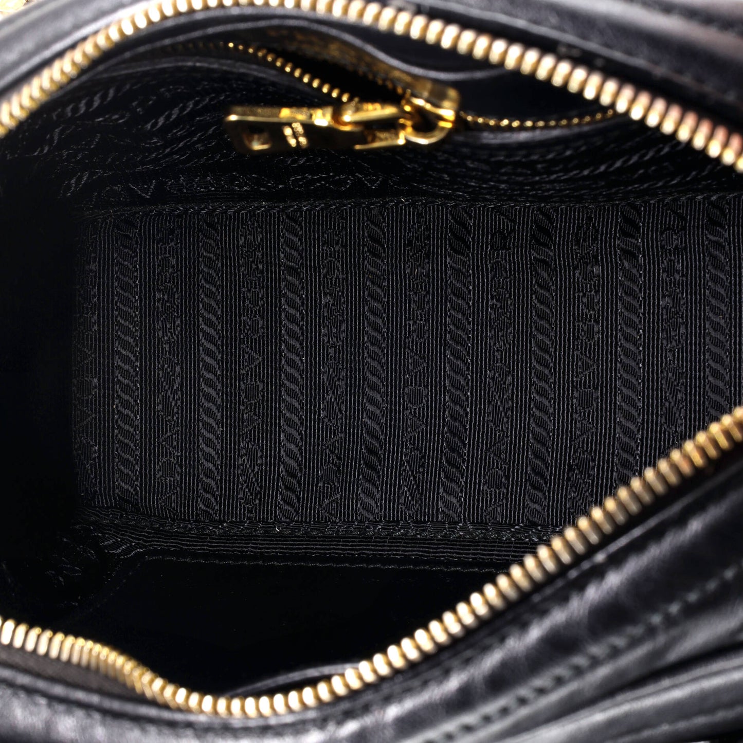 Prada Camera Bag Diagramme Quilted Leather Small