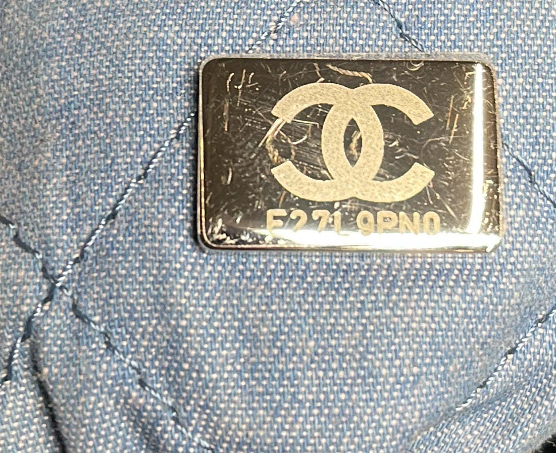 CHANEL 22 未使用同様ショルダーバッグ