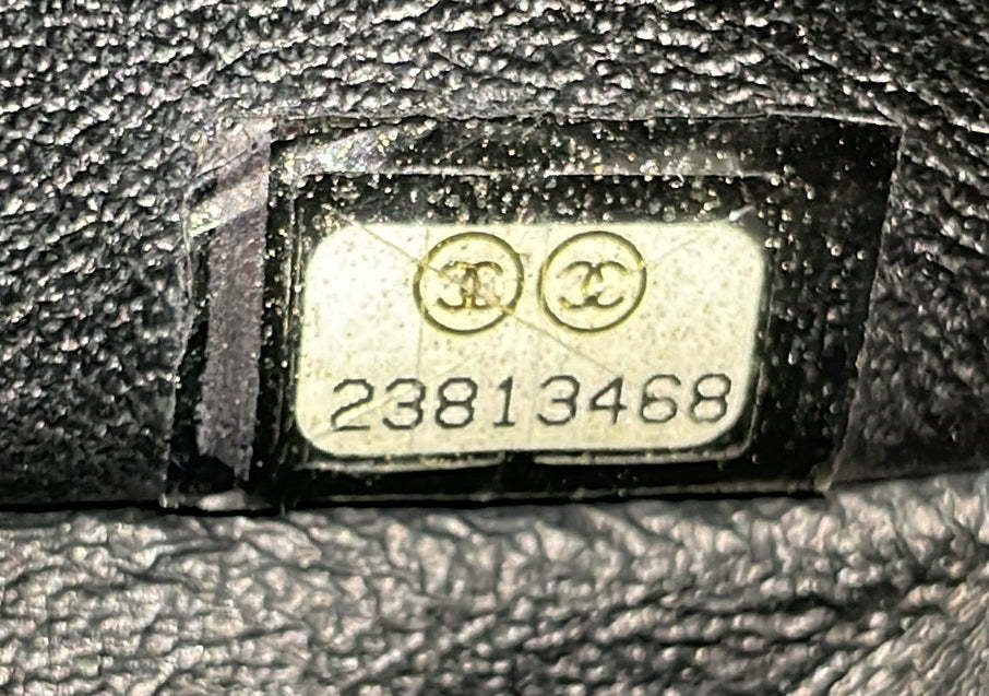 限定品CHANELソーブラック