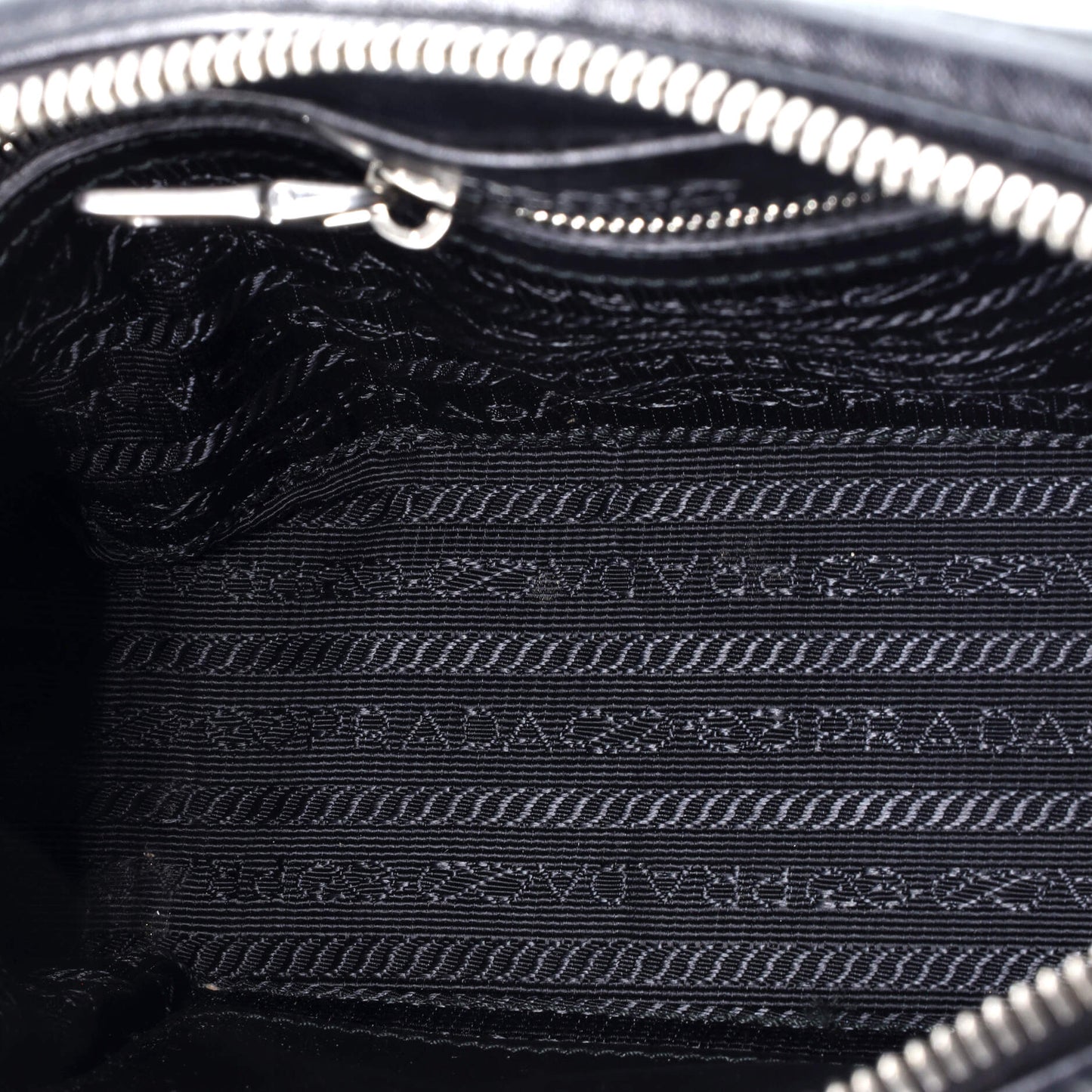 Prada Camera Bag Diagramme Quilted Leather Small