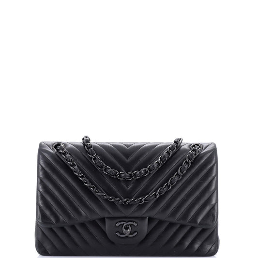 【SO BLACK】レア CHANELショルダーバッグ