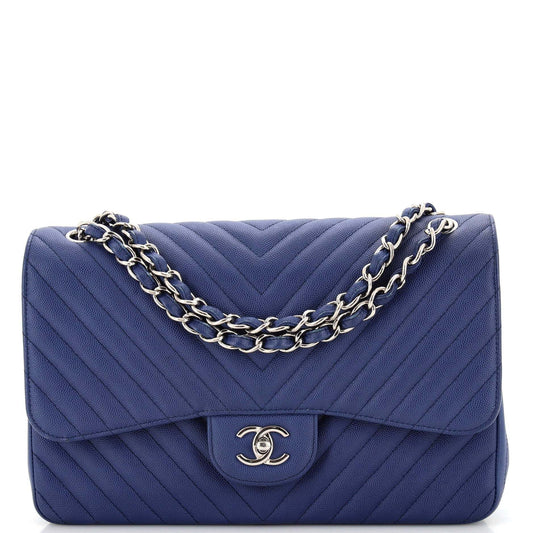 CHANELキャビアスキン シェブロン