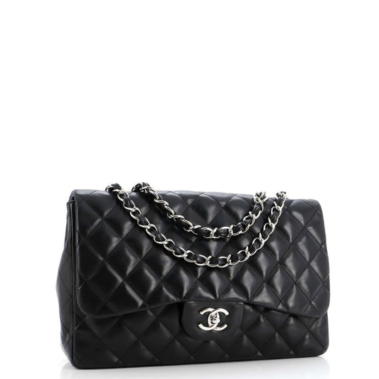 CHANELシングルフラップ
