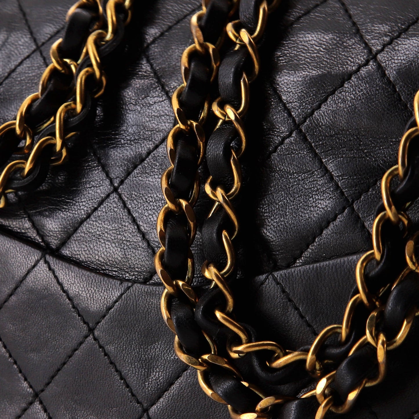 CHANELダブルフラップバッグ