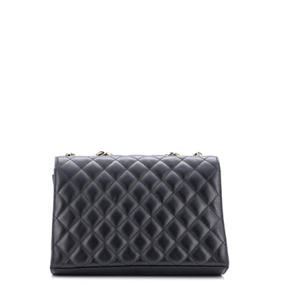 CHANELトリプル ミディアム