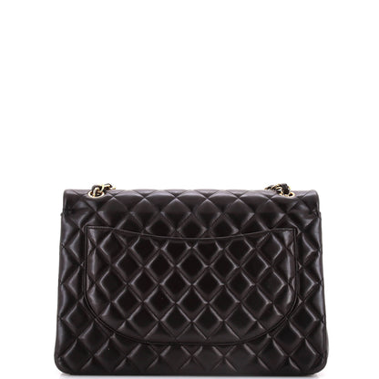 CHANELダブルフラップバッグ