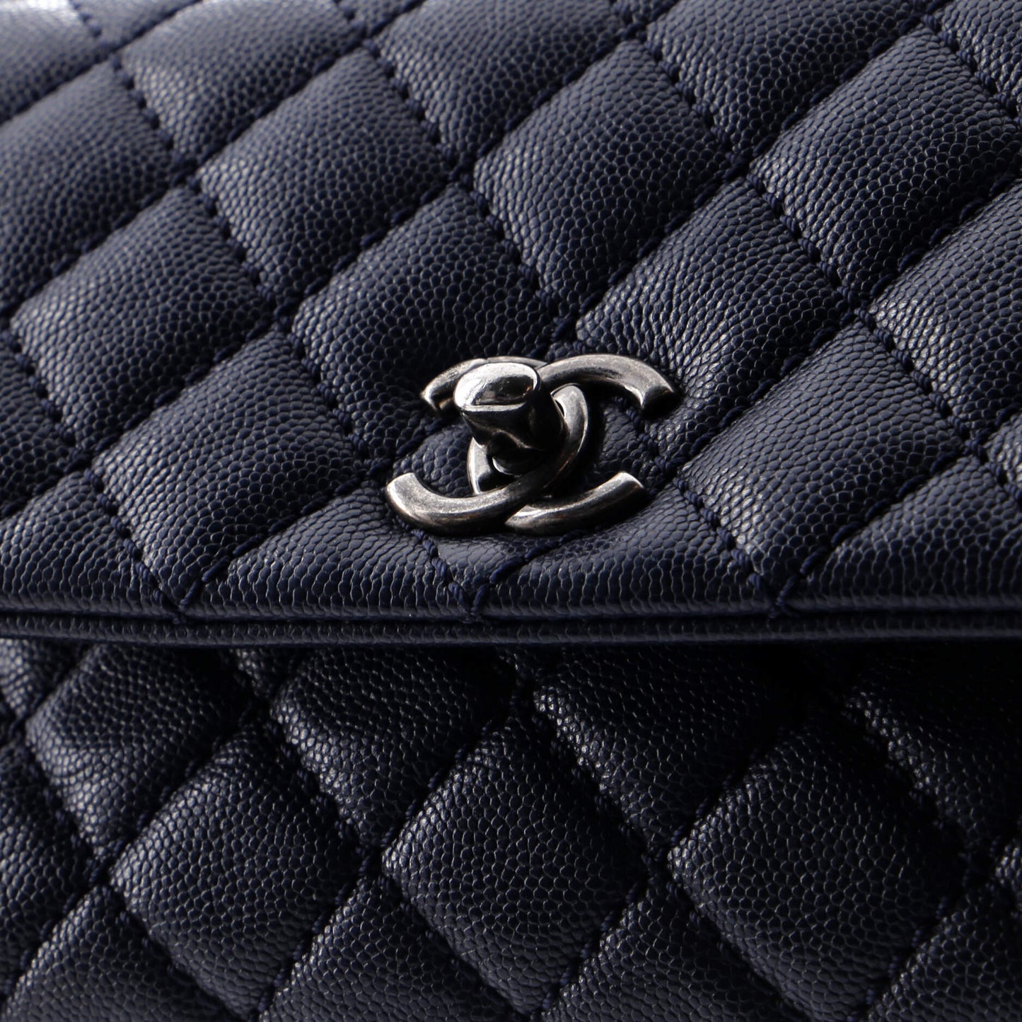 CHANEL キャビアスキン ココハンドル