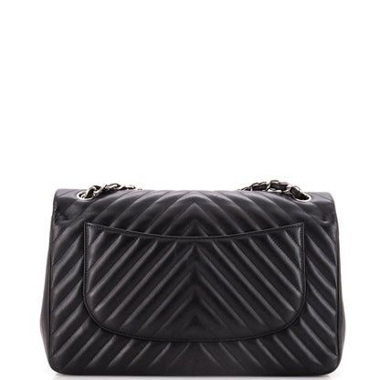 CHANEL シェブロン ショルダーバッグ