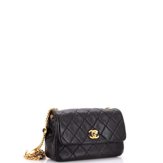 CHANELショルダーバッグ