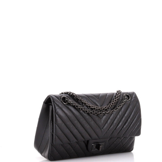CHANELオールブラック SO BLACK