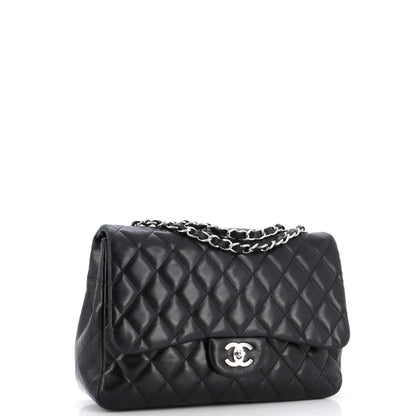 CHANELジャンボ クラシック