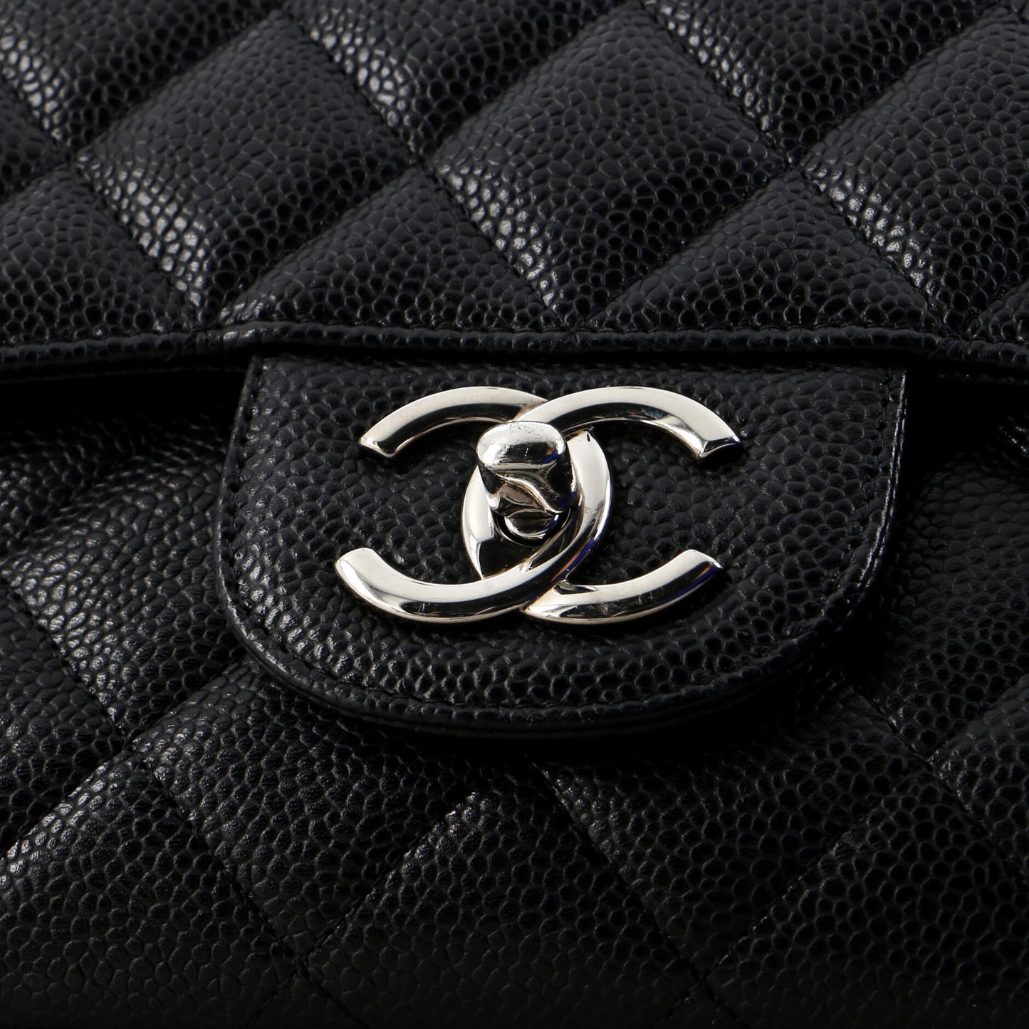 CHANELキャビアスキン ショルダーバッグ