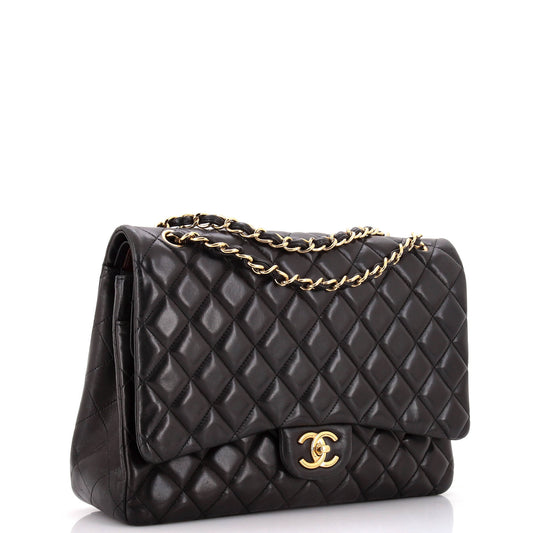 CHANELダブルフラップバッグ