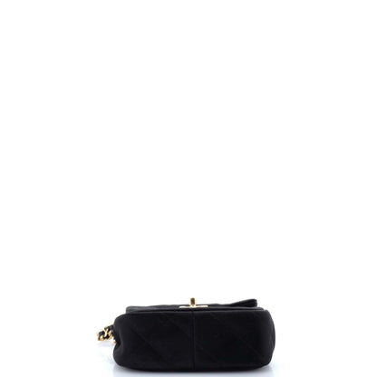 CHANEL未使用同様ミニバッグ