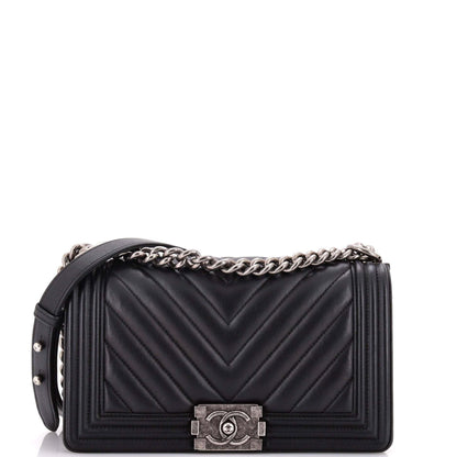 CHANELボーイ シェブロン オールドミディアム