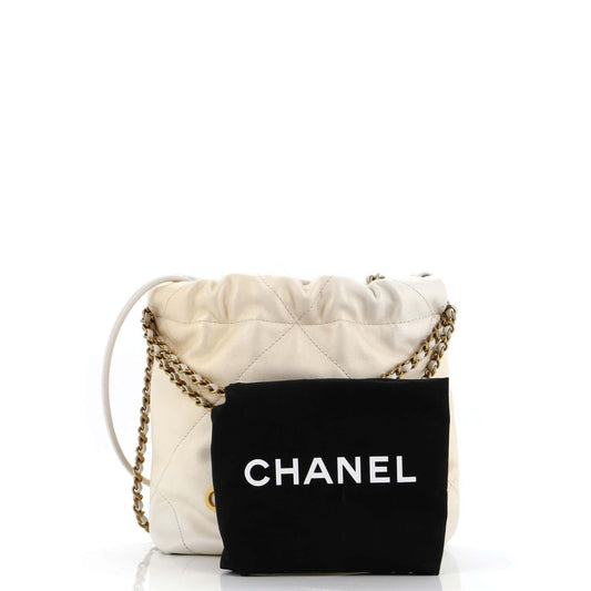 CHANEL未使用同様ミニバッグ