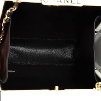 CHANEL No.5 香水瓶型 ショルダーバッグ