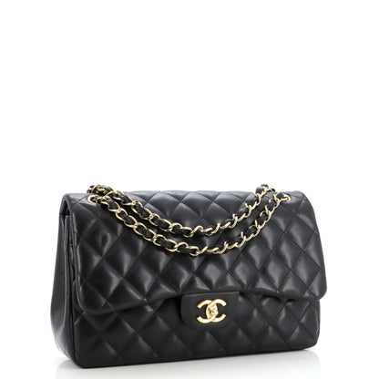 CHANELラムスキン ショルダーバッグ