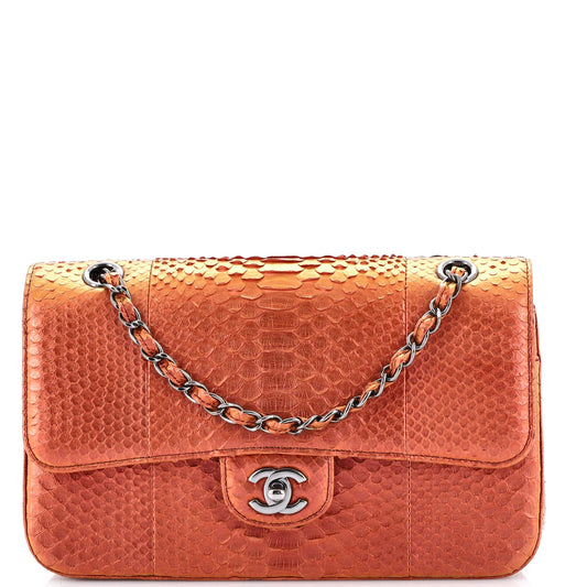 CHANELミディアム ダブルフラップ ショルダー