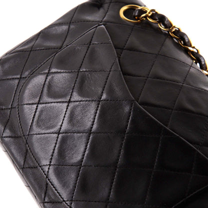 CHANELスモール ラムスキン
