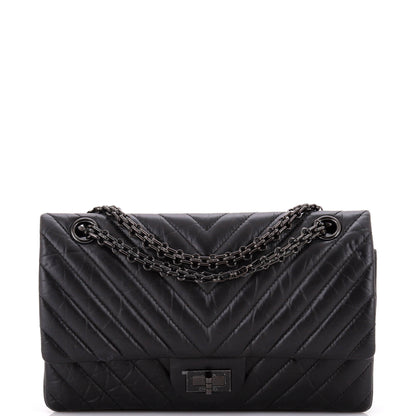 CHANELオールブラック SO BLACK